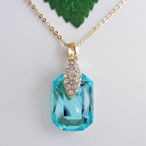 NIB 18k Gold Plated Crystal Zircon LAKE BLUE NECKLACE W PENDANT AQUA